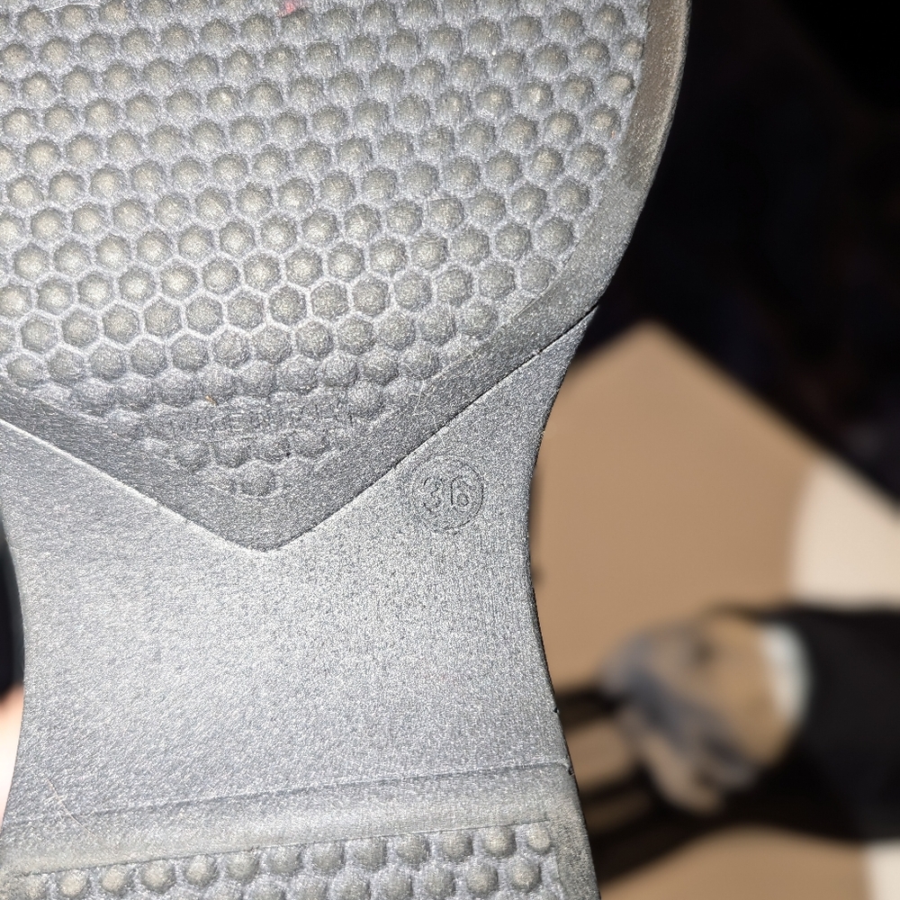 Steve Madden women's slinky 30 platform sandals - Like New 🖤 - Picture 6 of 9